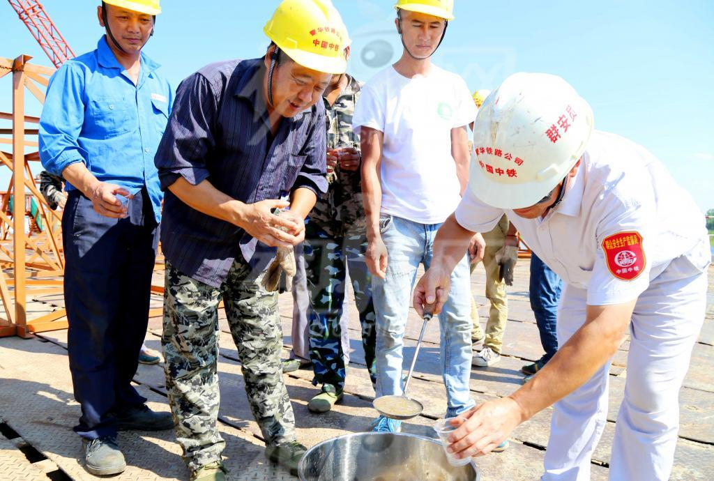 �ƶ����ʡ�(�й�)Ψһ�ٷ���վ