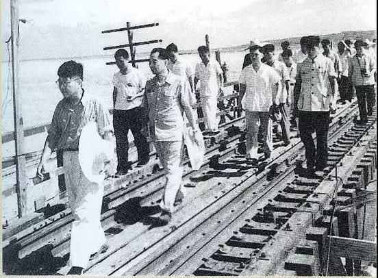 ��������֣�ݻƺӴ������չ���