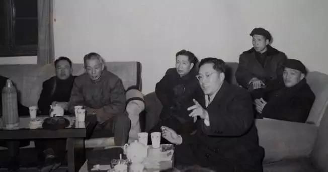 �Ͼ��������Ź���ָ�Ӳ����ᣨ��4Ϊ÷�D����